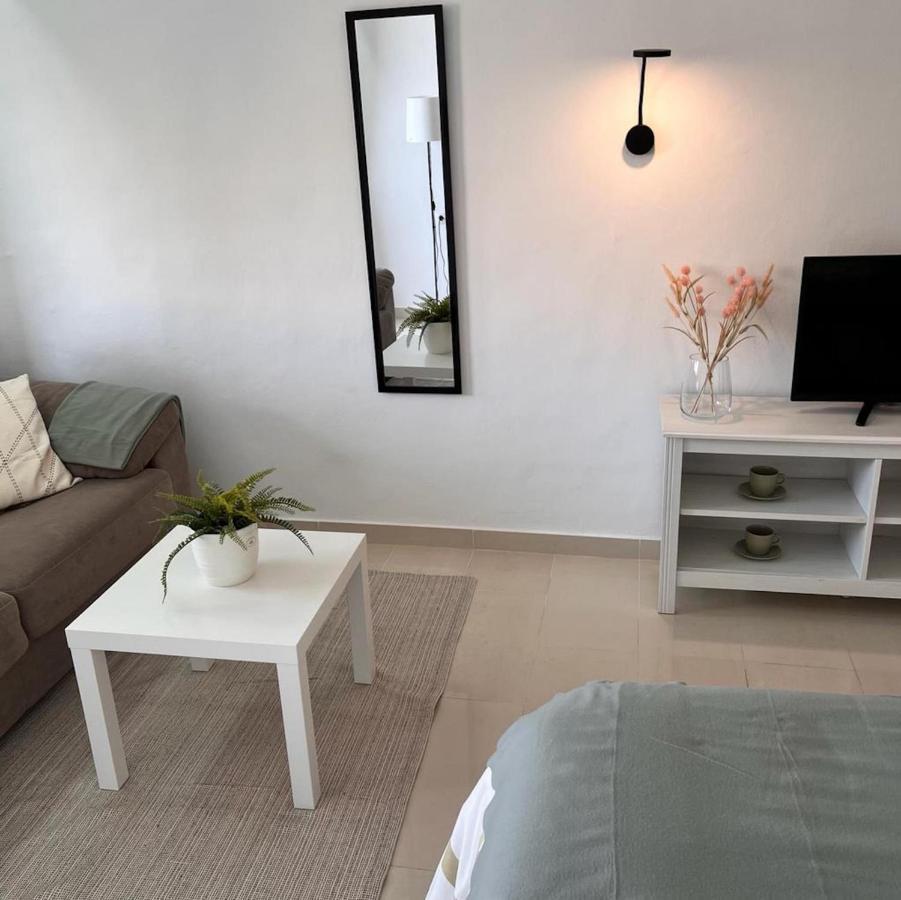 Precioso Estudio Palmeras Con Vistas Al Mar Apartman Fuengirola Kültér fotó